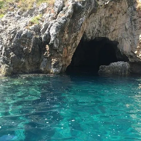 Aliki's Luxury With View, Pet Friendly! Apartament Vátos